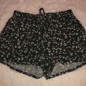 Flower shorts